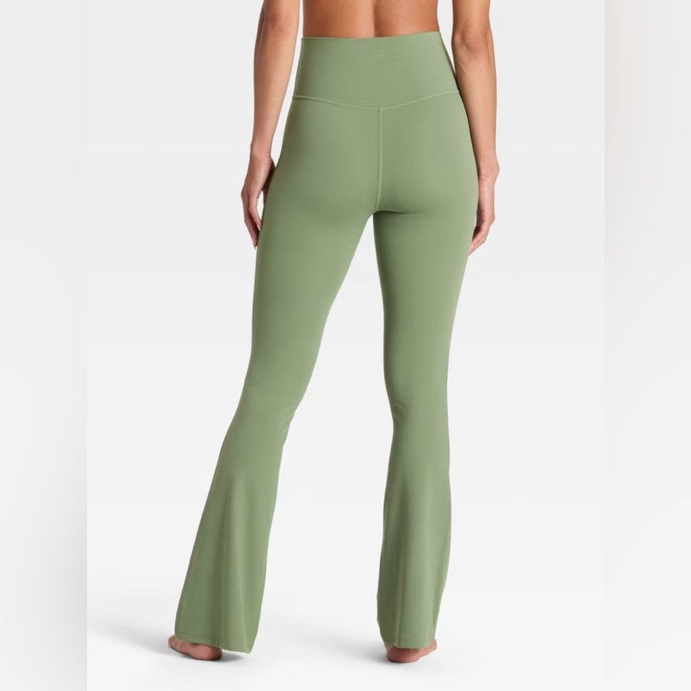 ALL IN MOTION FLARE LEGGINGS ULTRA HIGH RISE EVERYDAY SOFT WOMEN'S XXL GREEN - Picture 2 of 11